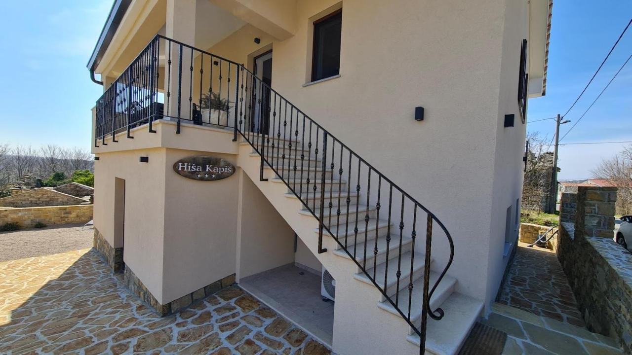 Ferienwohnung Hisa Kapis With Hot Tube Koper Exterior foto
