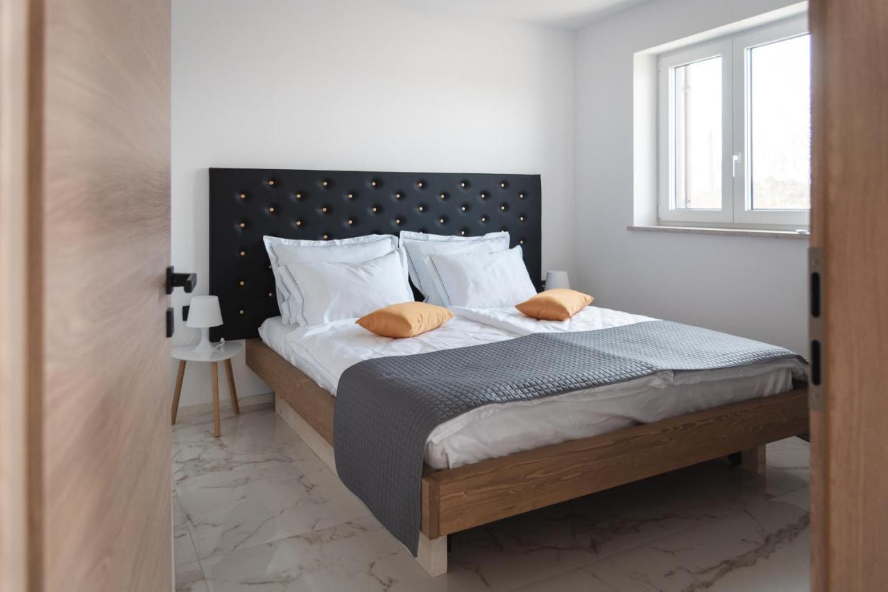 Ferienwohnung Hisa Kapis With Hot Tube Koper Exterior foto
