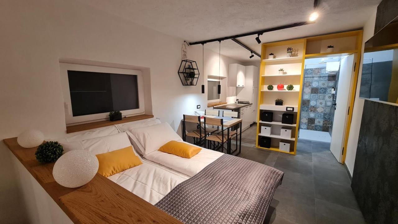 Ferienwohnung Hisa Kapis With Hot Tube Koper Exterior foto