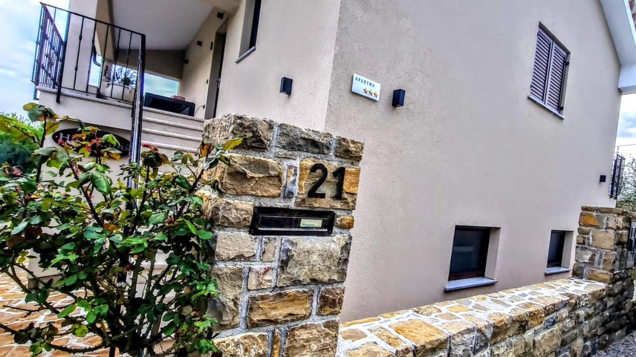Ferienwohnung Hisa Kapis With Hot Tube Koper Exterior foto