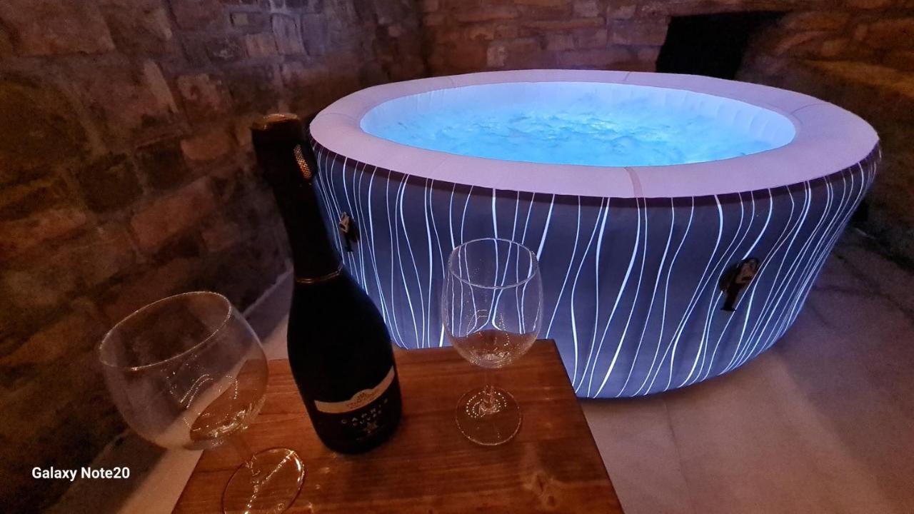 Ferienwohnung Hisa Kapis With Hot Tube Koper Exterior foto